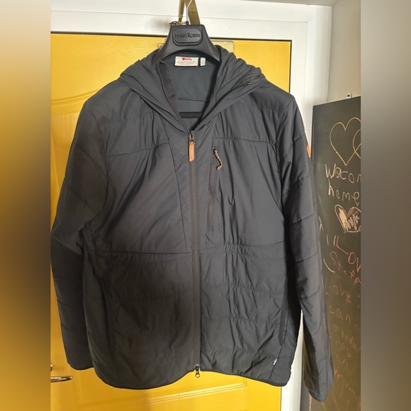 Fjallraven Men's Dark Gray Puffer Jacket - Picture 1 of 4